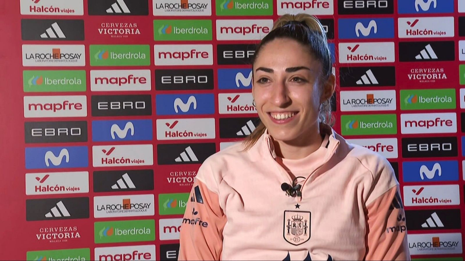 Olga Carmona: "Creo que va a existir ese respeto entre las dos selecciones" - Fútbol | Ver