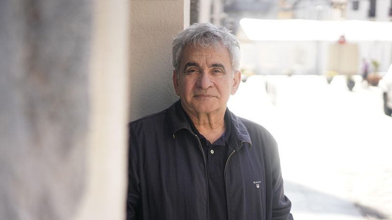 El vasco se aventuró a decir que se jubilaba de la novela, pero vuelve a volar al futuro a su infancia con esta ficción