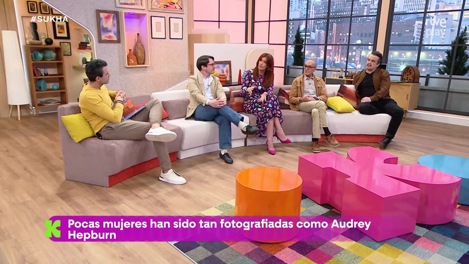 Sukha - De Tarantino a Audrey, con DJ incluida  - Sukha | Ver