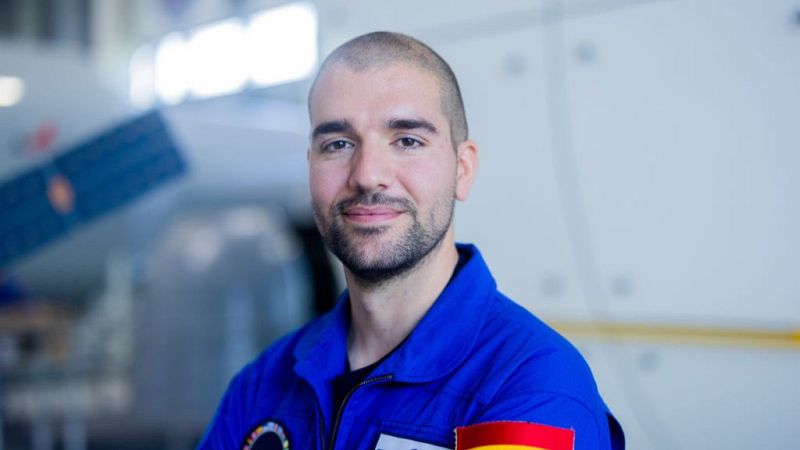 Artemis II, a través de los ojos del astronauta español Pablo Álvarez - Telediario 2 | Ver vídeo