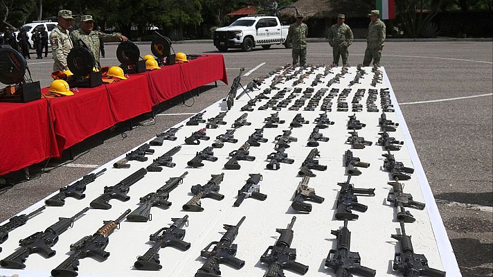 Fin de semana 24h - Más de 145.000 armas al año cruzan de EE.UU. a México para alimentar la violencia del narcotráfico