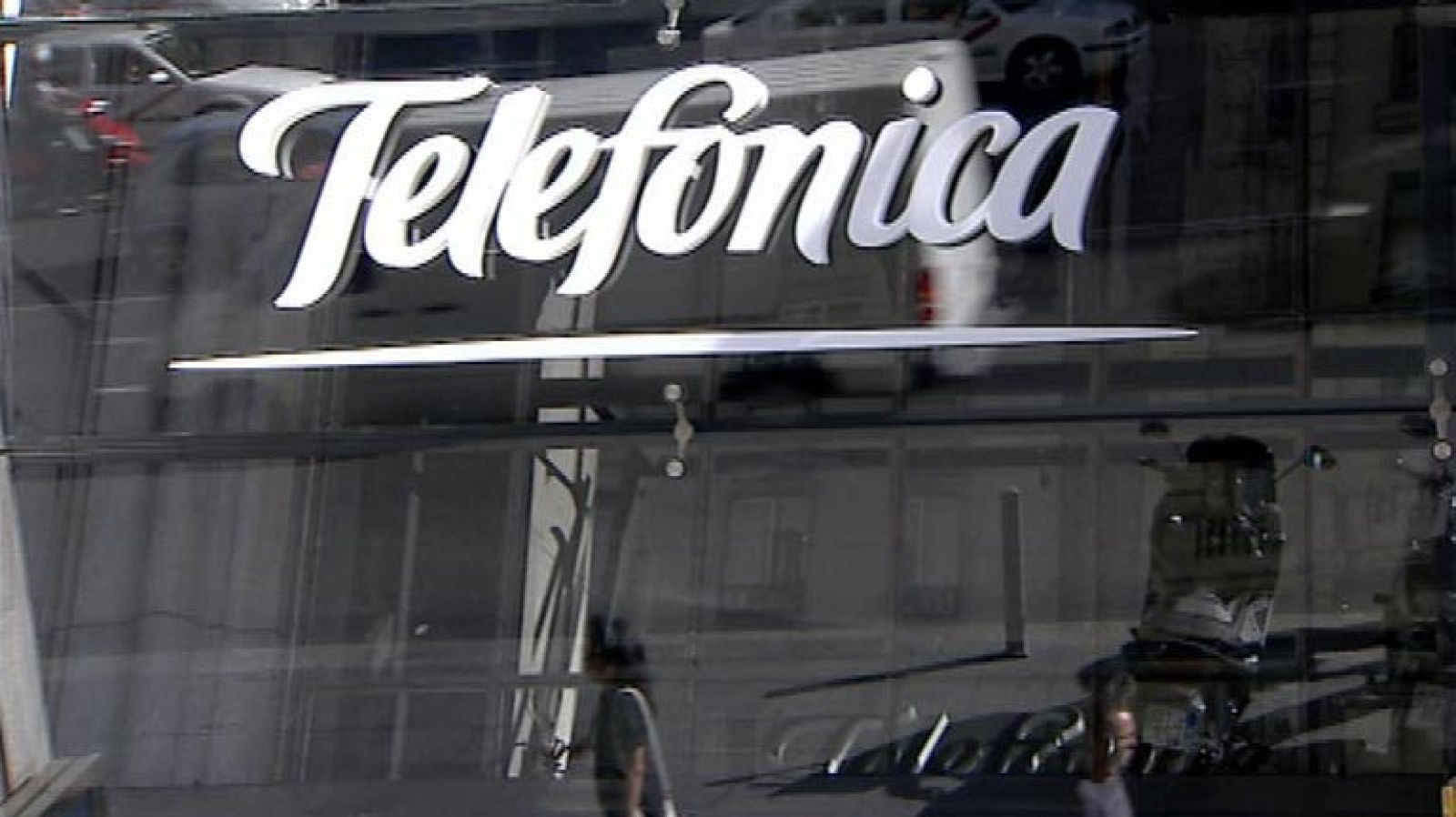 Telefónica ganó casi 4.000 millones de euros 2012 un 27% menos que en el ejercicio de 2011