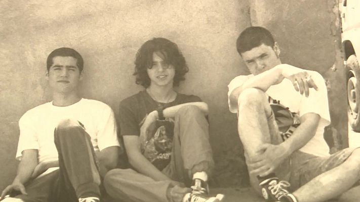 Telediario Fin de Semana - Covite reclama que el Estado reconozca a Guillem Agulló como víctima del terrorismo 33 años después de su asesinato