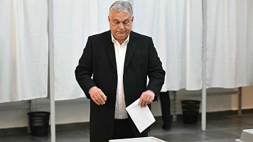 Los h�ngaros votan en unas elecciones decisivas en las que Orban busca una nueva reelecci�n