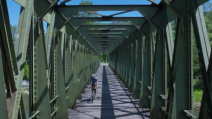 Un país en bicicleta. Diario de una ciclista - De los Valles Pasiegos a Santander
