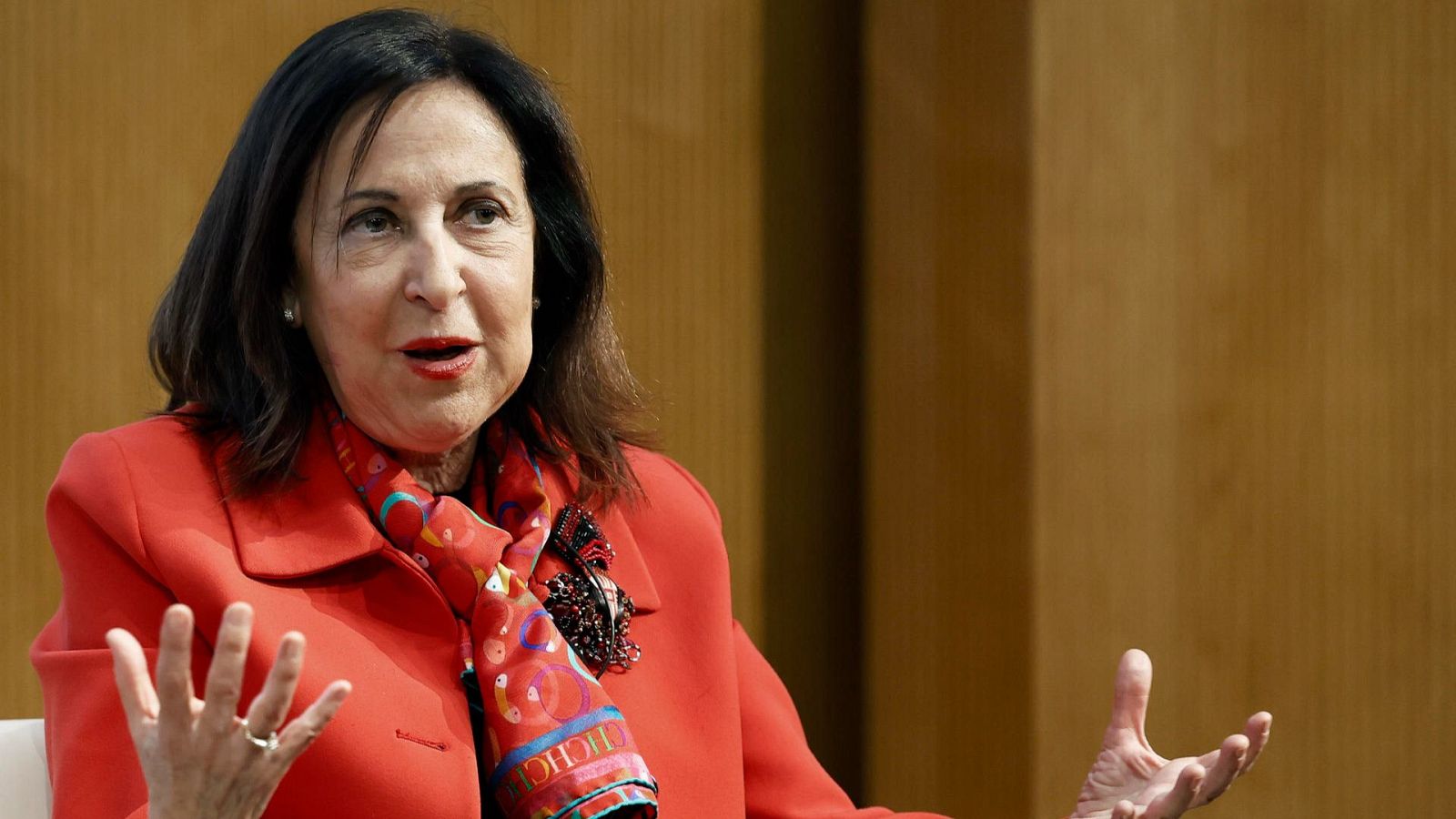 Robles recibe con "esperanza" la caída de Orbán en Hungría - La hora de La 1 | Ver