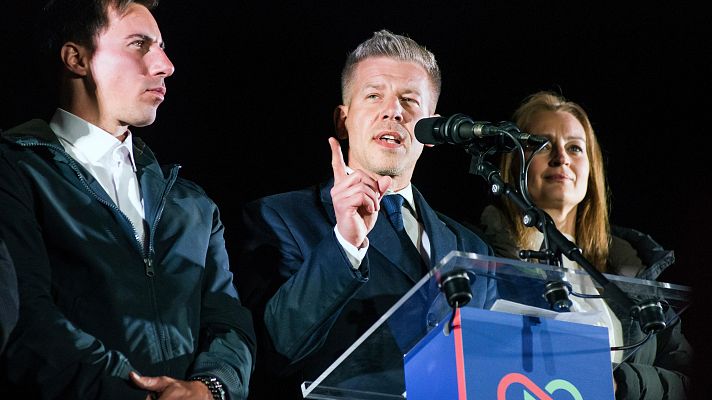 Informativo 24h - El historiador Steven Forti analiza la victoria de Magyar en Hungría: "Con dos tercios de los escaños podría cambiar la Constitución"