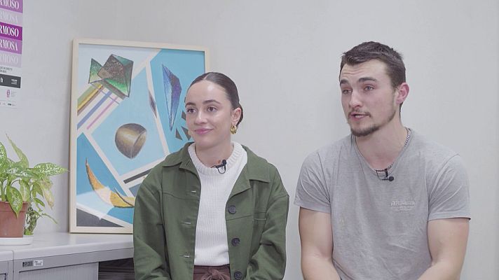 Telexornal - Galicia - Andrés y Antía (A Coruña): la hipoteca se lleva "la mitad" de sus salarios