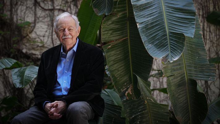 Telediario 1 - Eduardo Mendoza publica el regreso de su "detective sin nombre"