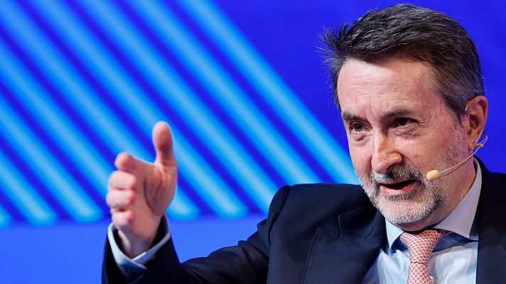 Telediario 1 - Empresarios de las grandes energéticas recalcan la "posición privilegiada de España" frente al desabastecimiento