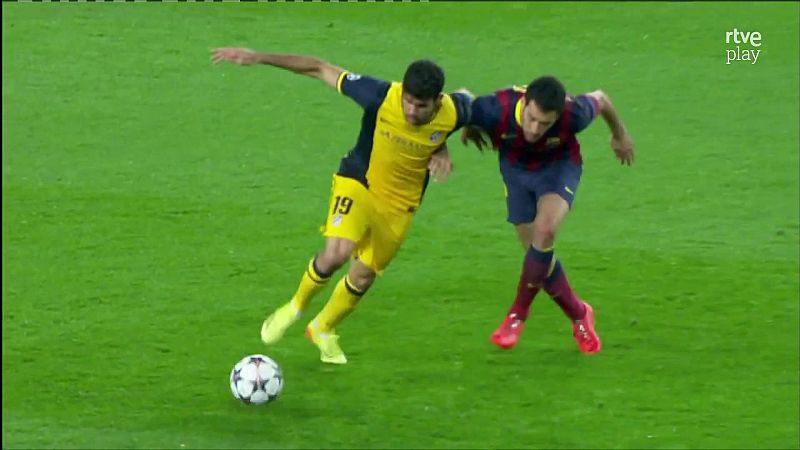 Conexi�n vintage Champions - At. Madrid - FC Barcelona - F�tbol | Ver