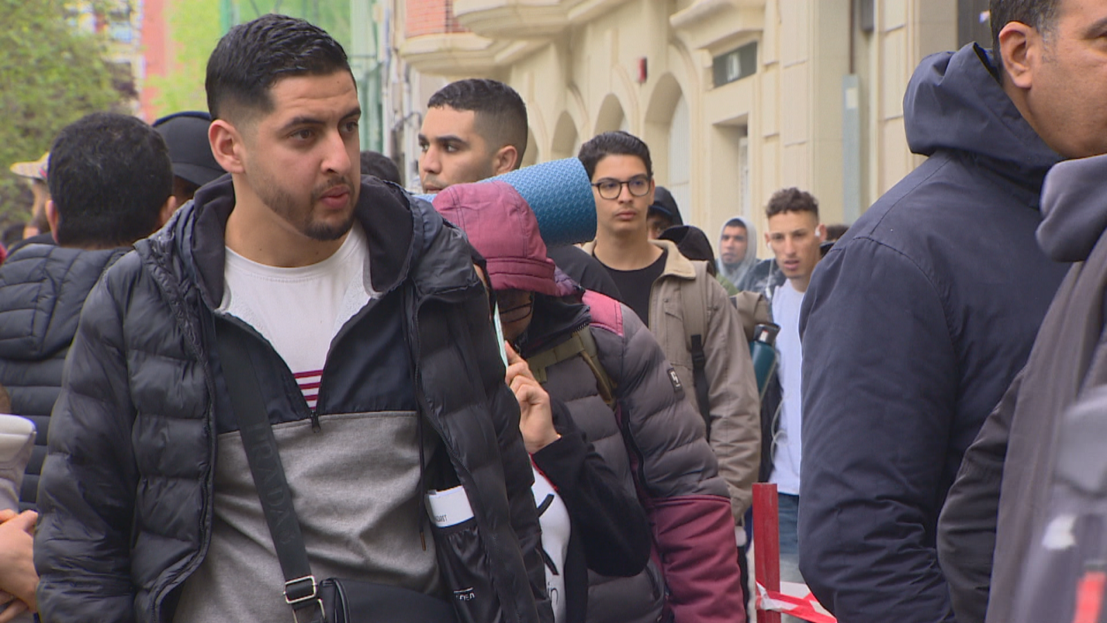 Cerca de 26.000 personas podrán regularizar su situación en Euskadi a partir de este jueves | RTVE Play - Ver ahora