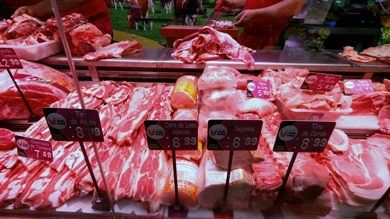 Las carnicerías de Melilla tienen problemas de abastecimiento porque el matadero está cerrado | Ver