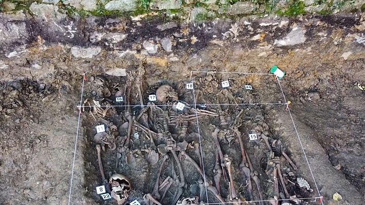 RTVE Noticias Vídeo - Exhumación en el cementerio de Begoña, Bilbao