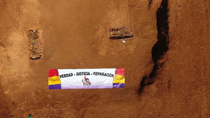 RTVE Noticias Vídeo - Fosa en el paraje de Carraraenillas