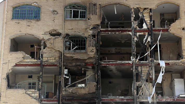 Edificios destruidos por un ataque en Teherán