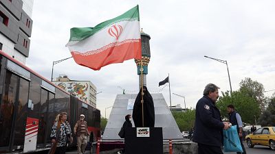 Pakistán mueve hilos para nuevas negociaciones: la cuestión nuclear es el principal escollo