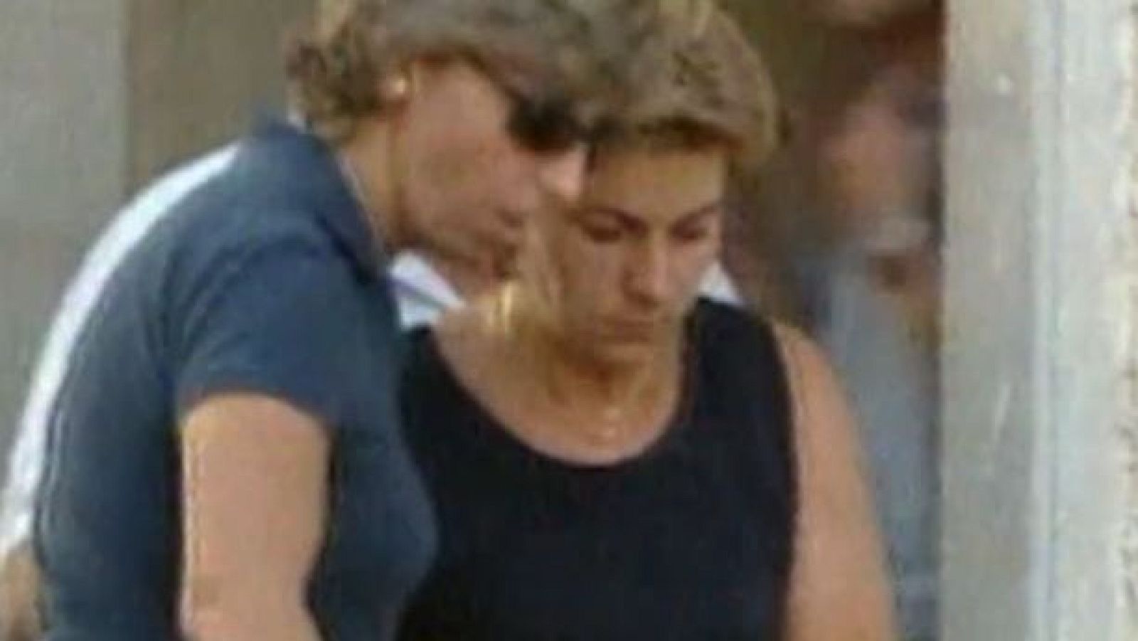 El Gobierno prepara un acto de reparación Dolores Vázquez, condenada injustamente por el asesinato de Rocío Wanninnkhof - Directo al grano | Ver