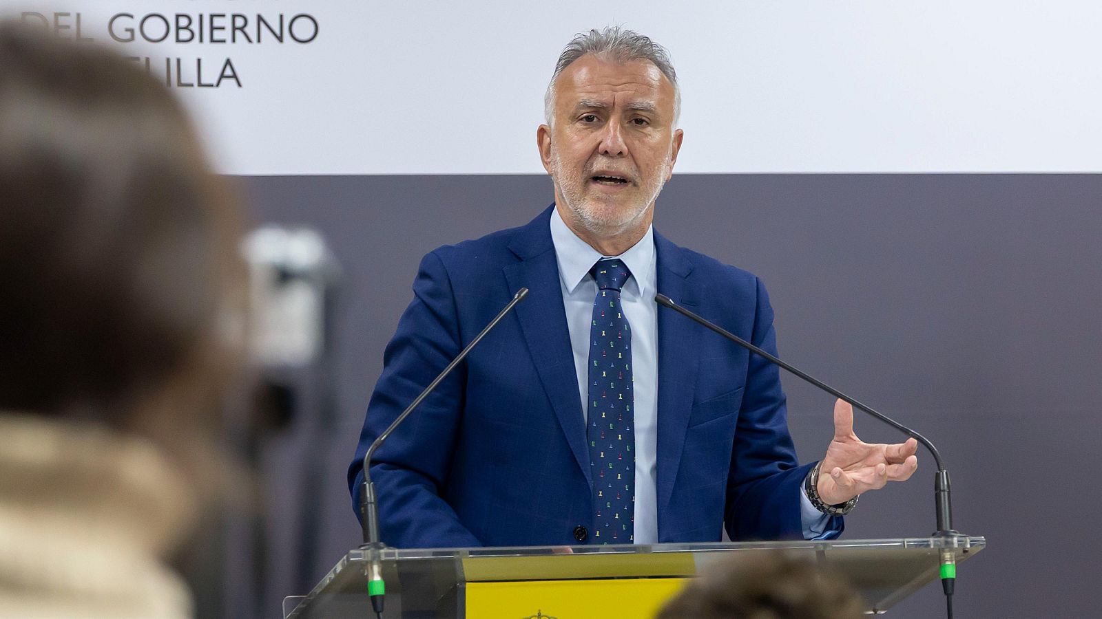 Torres defiende la regularización de migrantes y acusa al PP de "hipocresía política" - La hora de La 1 | Ver