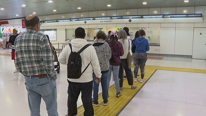 Informatiu Balear - El Govern gestiona 5.700 peticions de regularització extraordinària