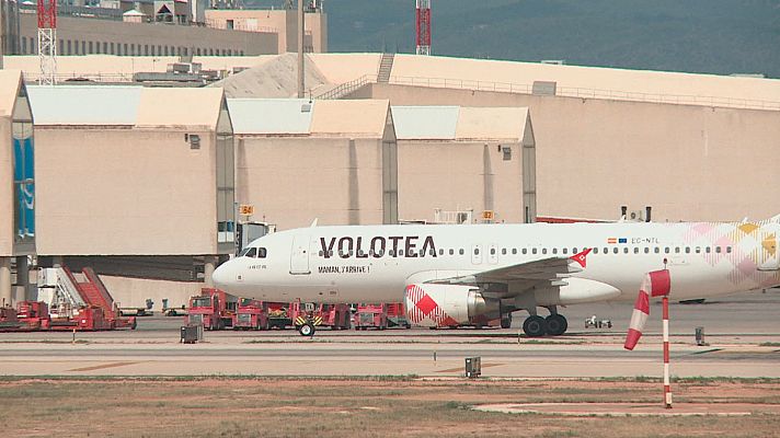 Informatiu Balear - Disparitat d'opinions entre passatgers d'aerolínies per l'increment de bitllets