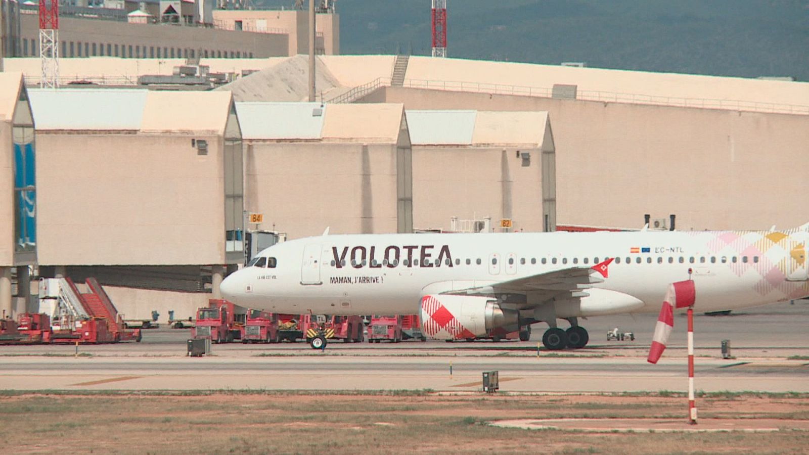 Disparitat d'opinions entre passatgers d'aerolínies per l'increment de bitllets