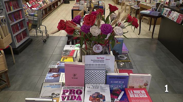 L'Informatiu - Sant Jordi guanya espai als carrers i diversifica punts de venda