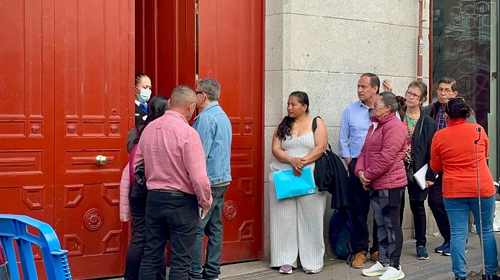 Telediario 2 - Arranca la regularización extraordinaria de inmigrantes