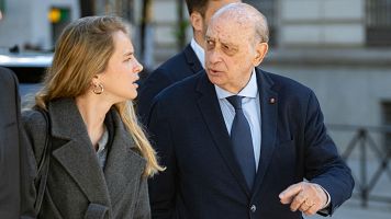 Varios agentes de polic�a confirman durante el juicio de la Kitchen el seguimiento a la mujer de B�rcenas