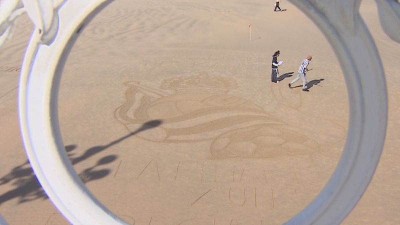 La ciudad de San Sebastián se viste de gala para apoyar a la Real  | RTVE Play - Ver ahora