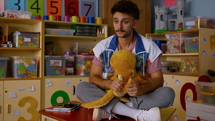 Barrio Esperanza - Manu sufre las burlas de sus compañeros