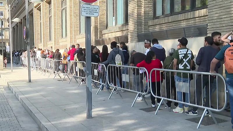 Cruce de reproches entre administraciones por la regularización de inmigrantes - Noticias Aragón | Ver