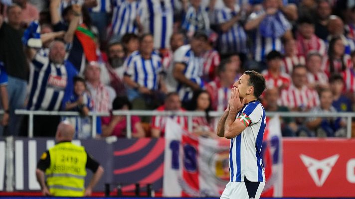 Fútbol - Oyarzabal marca de penalti el 1-2 para adelantar de nuevo a la Real