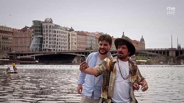 La Vuelta al Mundo en 80 Likes - Praga