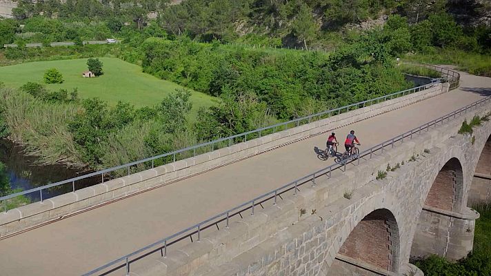 Un país en bicicleta. Diario de una ciclista - De Jorba al Prat, un viaje por la Vía Blava