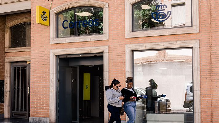 Telediario Fin de Semana - Comienza el plazo para solicitar de forma presencial la regularización extraordinaria de migrantes