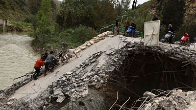La fina línea entre la vida y la muerte en Líbano bajo los ataques de Israel