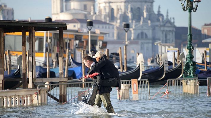 Informativo 24h - Venecia se hunde, y quizá haya que reubicarla para salvarla: "El resultado sería una pseudo Venecia de plató de cine"