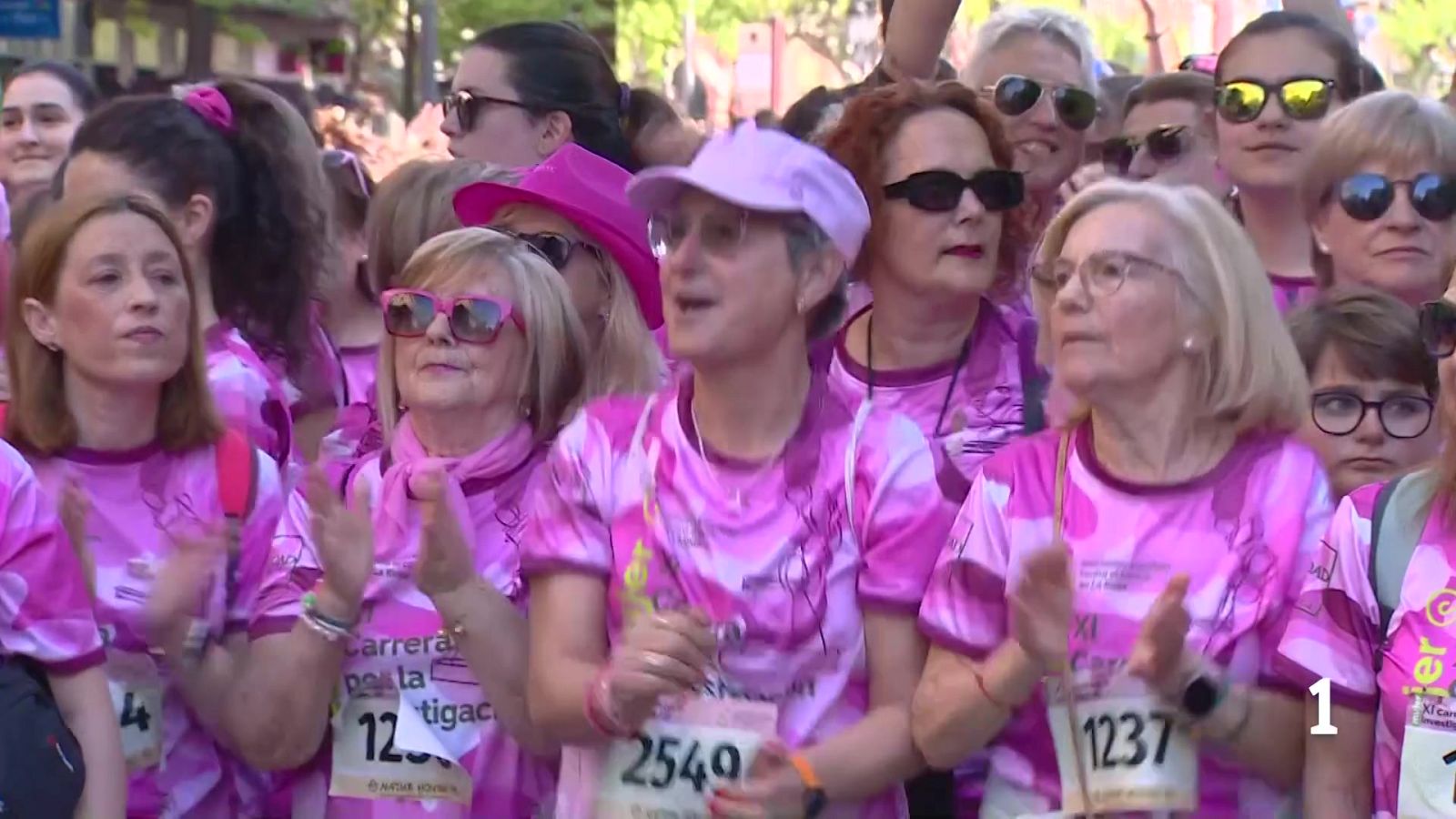 La Carrera de la Mujer contra el Cáncer tiñe Logroño de rosa - Informativo Telerioja | Ver