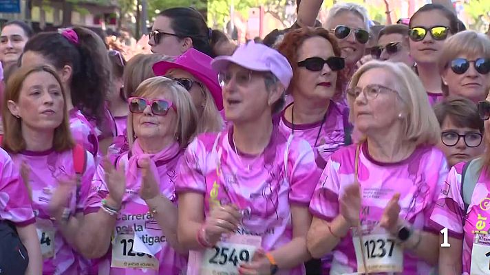 Informativo Telerioja - La Carrera de la Mujer contra el Cáncer tiñe Logroño de rosa