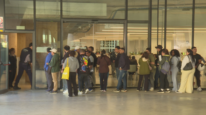 Informatiu Balear - Comença la regularització d'immigrants