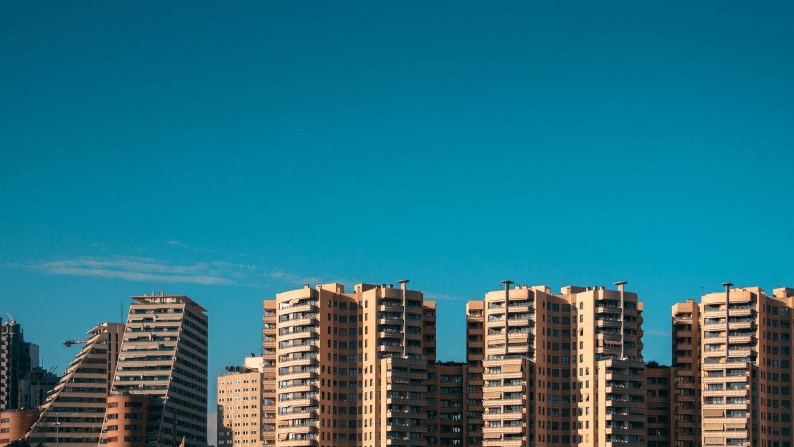 El Gobierno presenta el plan de vivienda - Mañaneros 360 | Ver