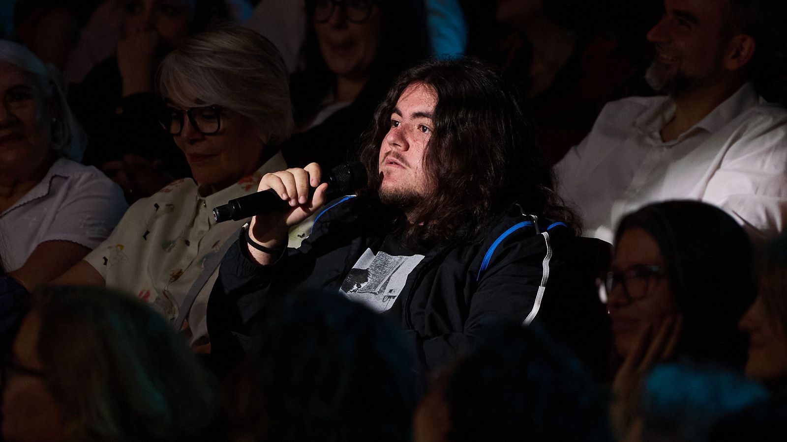 La Revuelta | Detective Murciano, creador audiovisual - La Revuelta | Ver