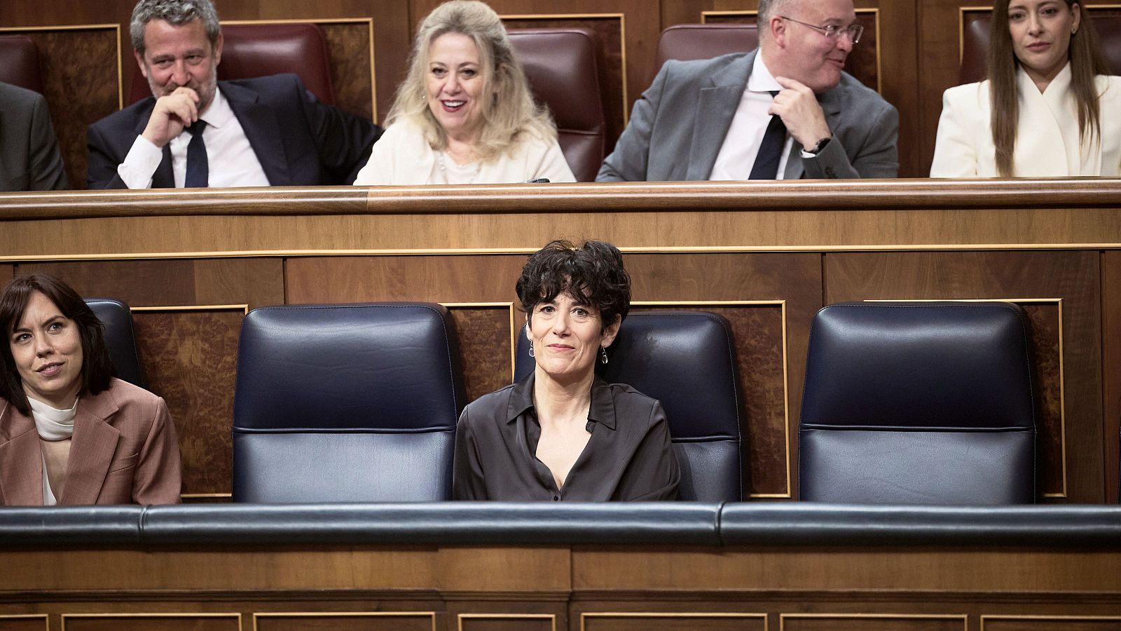 "Racista" y "xenófobo" són los términos que más se han escuchado este miércoles por la mañana en el Congreso sobre el término de "prioridad nacional" que han pactado PP y Vox en Extremadura para desencallar la investidura de la popular María Guardiola. La mayoría de las críticas han llegado del Gobierno y de varios de los partidos de izquierda del hemiciclo.