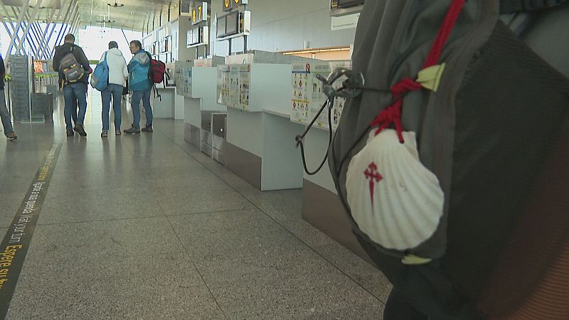 O aeroporto de Santiago pecha 35 días polas obras de renovación da pista - Telexornal - Galicia | Vexa