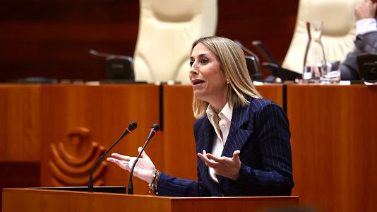 Guardiola, investida presidenta de Extremadura por mayor�a absoluta tras el acuerdo con Vox