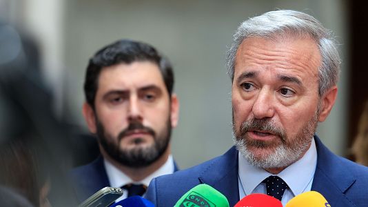 El PP pacta con Vox investir presidente a Azc�n en Arag�n y le cede una vicepresidencia y tres consejer�as