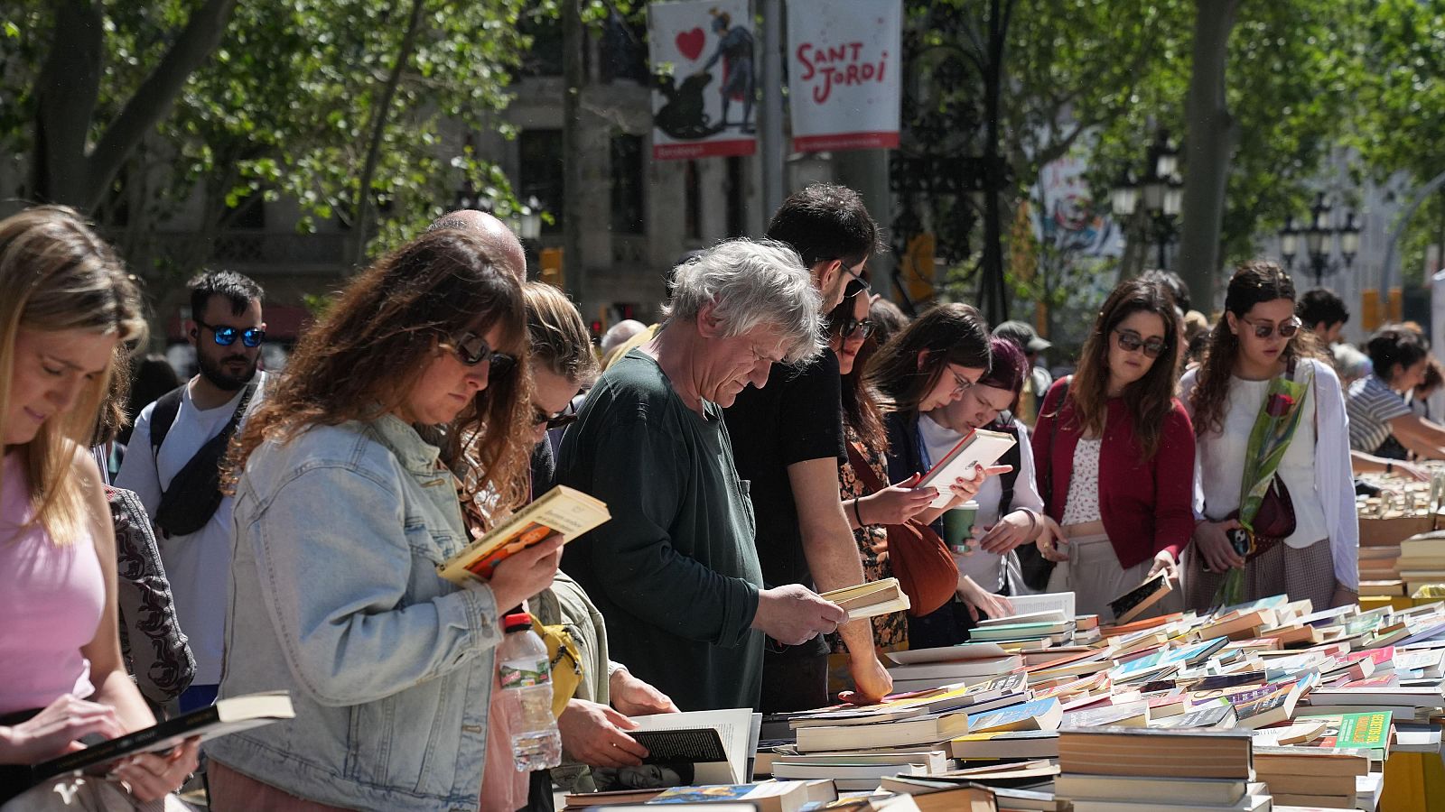 Sant Jordi: El día de los libros, los besos y las rosas