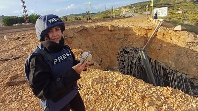 Un ataque israelí contra el sur del Líbano mata a una periodista y hiere a una segunda reportera