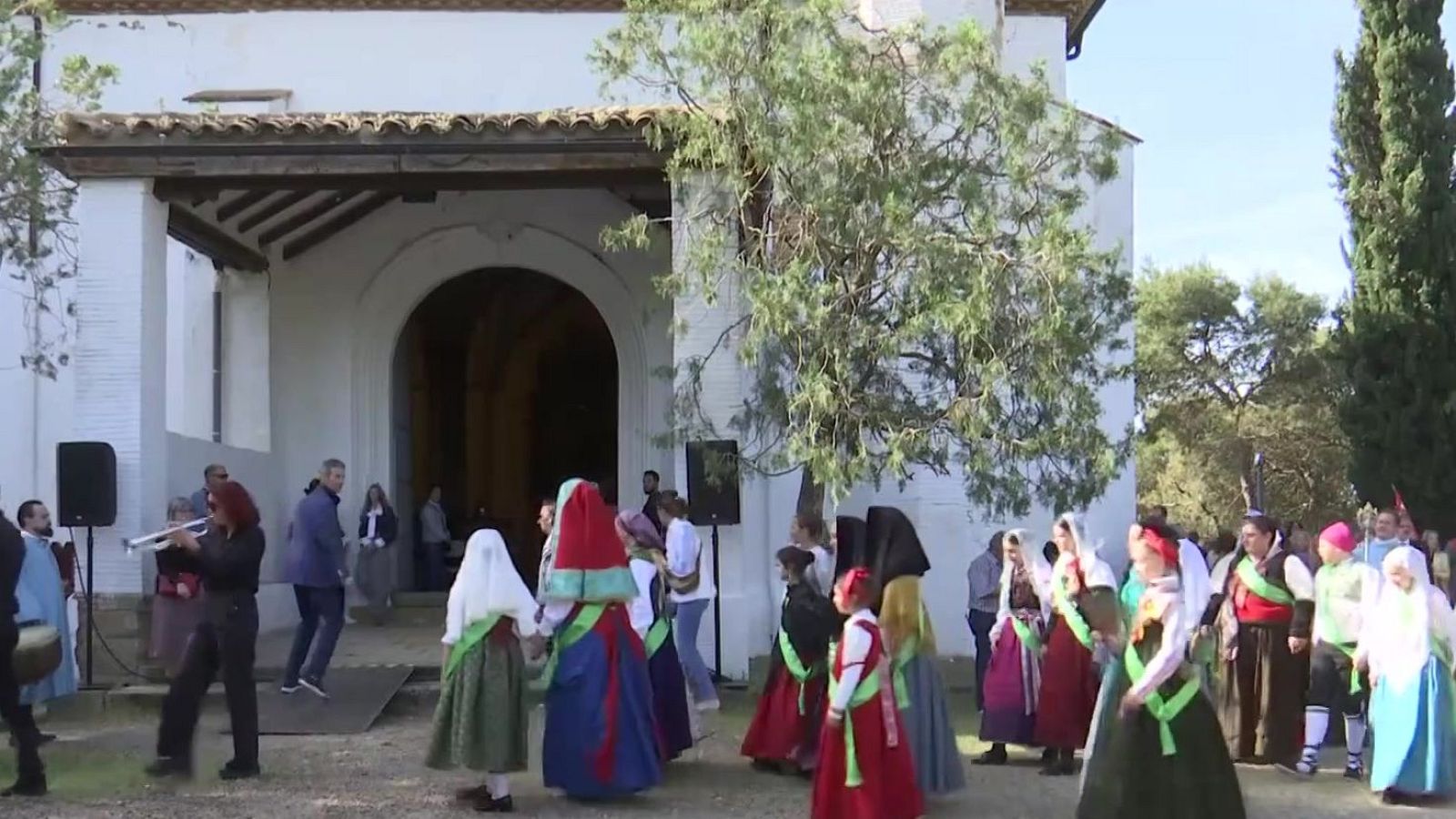 En Huesca la visita es obligada a la ermita de San Jorge - Noticias Aragón | Ver